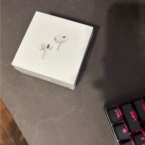 AirPods Pro GEN with USBC cable new